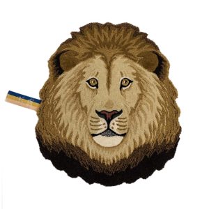 Doing Goods Ari Leeuw Dierenkop Vloerkleed – Groot 113 x 95 x 2 cm – 1 Doing Goods Ari Leeuw Dierenkop Vloerkleed – Groot 113 x 95 x 2 cm – 1