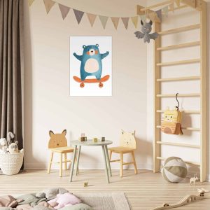 Artfulprints Poster Skatende beer – 70×100 cm – Blauw Artfulprints Poster Skatende beer – 70×100 cm – Blauw