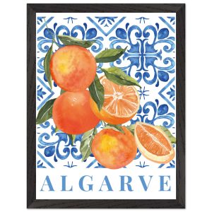 Artfulprints Poster met Lijst Fruits – Orange tree in Seville – 30×40 Artfulprints Poster met Lijst Fruits – Orange tree in Seville – 30×40