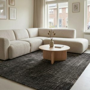 DÉJA Living Vloerkleed Emren – Zwart Stof – 200x290cm DÉJA Living Vloerkleed Emren – Zwart Stof – 200x290cm