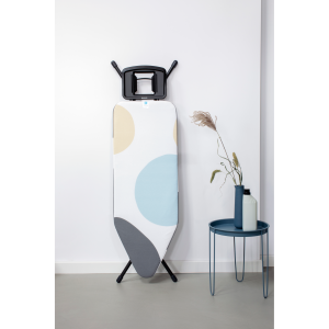 Brabantia Strijkplank C, 124×45 cm, solide strijkerhouder – Spring Bub Brabantia Strijkplank C, 124×45 cm, solide strijkerhouder – Spring Bub