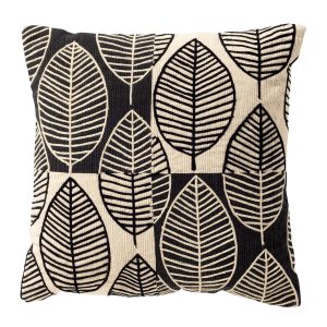 DAKOTA – sierkussen 45×45 cm – bladmotief – gerecycled – Raven – zwart DAKOTA – sierkussen 45×45 cm – bladmotief – gerecycled – Raven – zwart