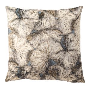TOBIAS – kussenhoes 45×45 cm – bladmotief – Sterling Blue – blauw TOBIAS – kussenhoes 45×45 cm – bladmotief – Sterling Blue – blauw