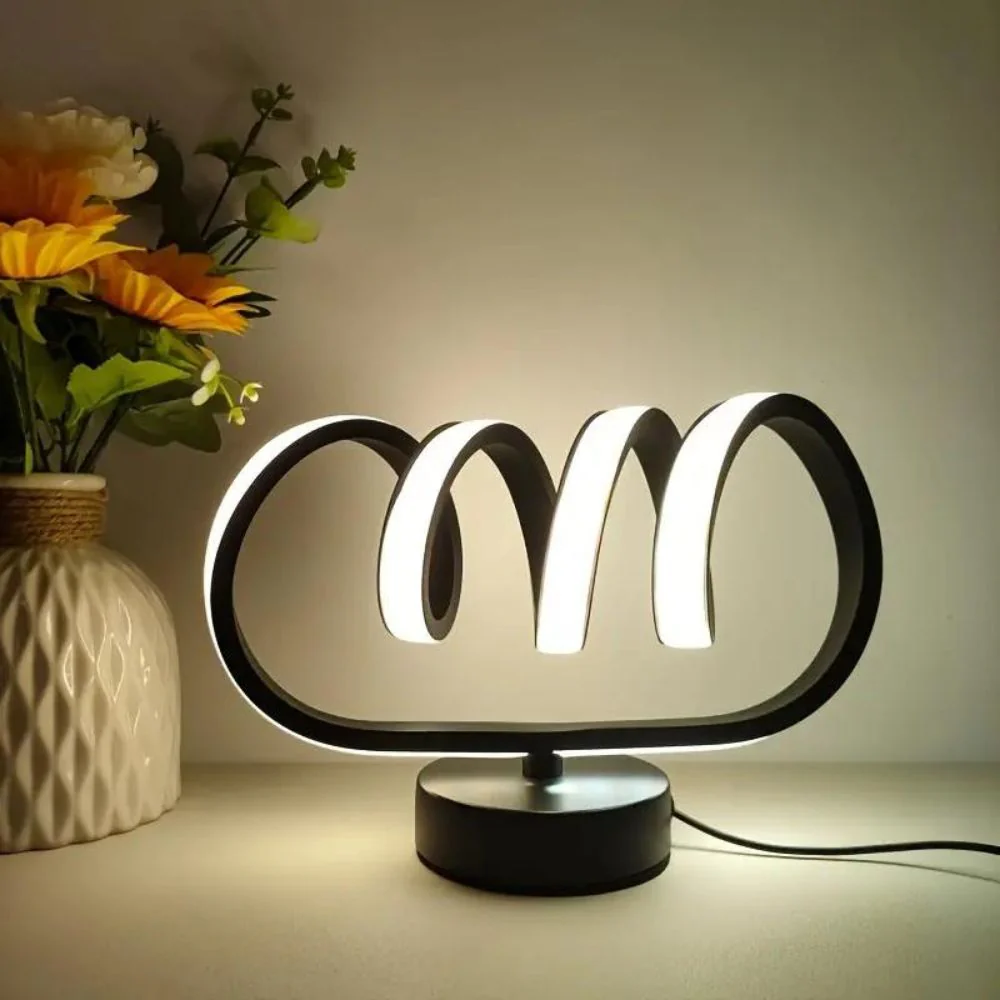 GlowLite – Minimalistische Tafellamp met Driekleurige LED & Modern Design