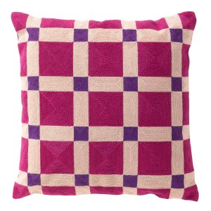 BLOCKS – sierkussen 45×45 cm – geblokt patroon – geborduurd – Deep Lav BLOCKS – sierkussen 45×45 cm – geblokt patroon – geborduurd – Deep Lav