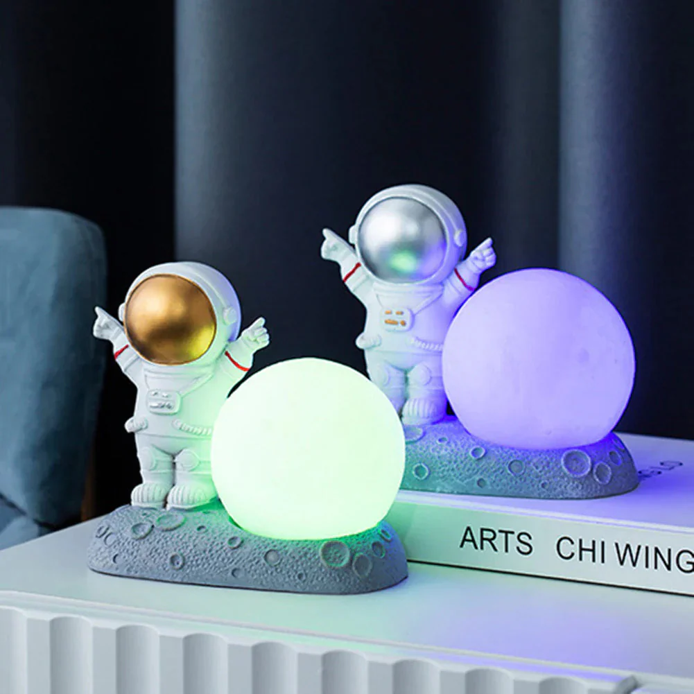CosmoGlow – Stijlvolle Astronaut Nachtlamp Voor Rustgevende Sfeerverlichting